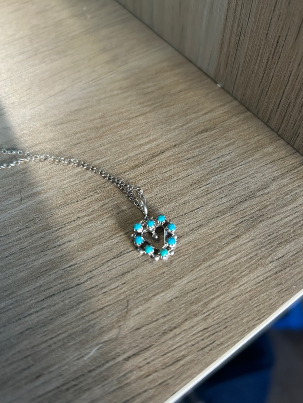 Turquoise Flower Cluster Pendant Necklace - Women Jewelry - Picture 3 of 3